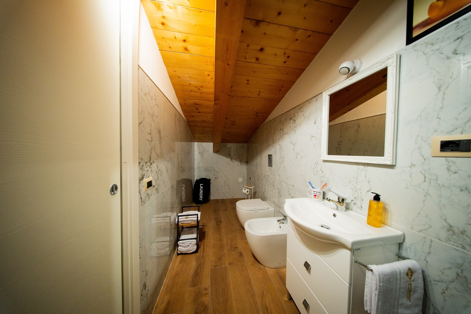 Camera 9 di Salernum Luxury Apartments